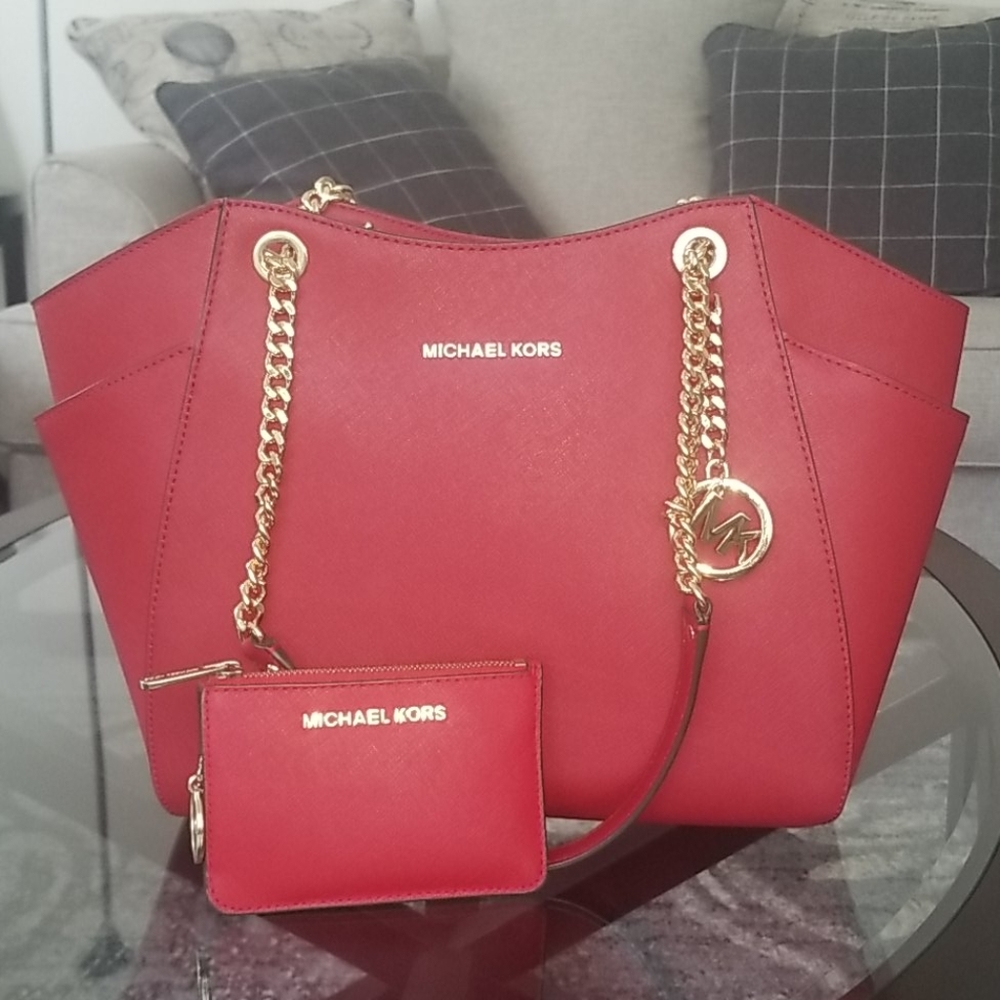 Michel Kors Jet Set Shoulder Bag